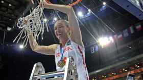 Laia Palau, tras ganar el oro en el EuroBasket Women 2017 / LAURA GUERRERO/DIARIO FOTOFINISH