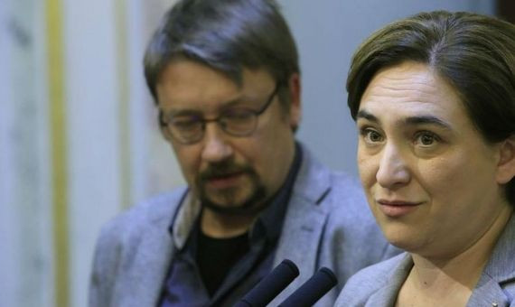 La marcha de Domènech fue un duro golpe para Colau / EFE