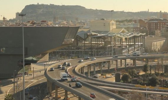 Plaza de las Glòries Catalanes: la 'cosa' en cuestión / Archivo