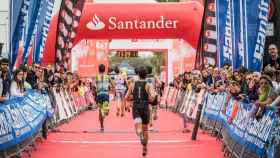 Barcelona Triathlon by Santander