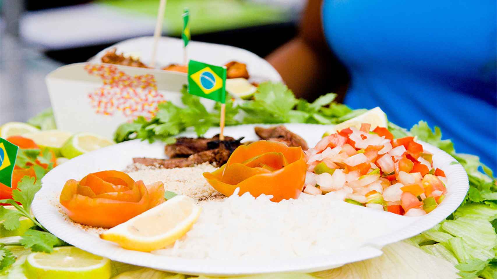 Un plato de comida brasileña