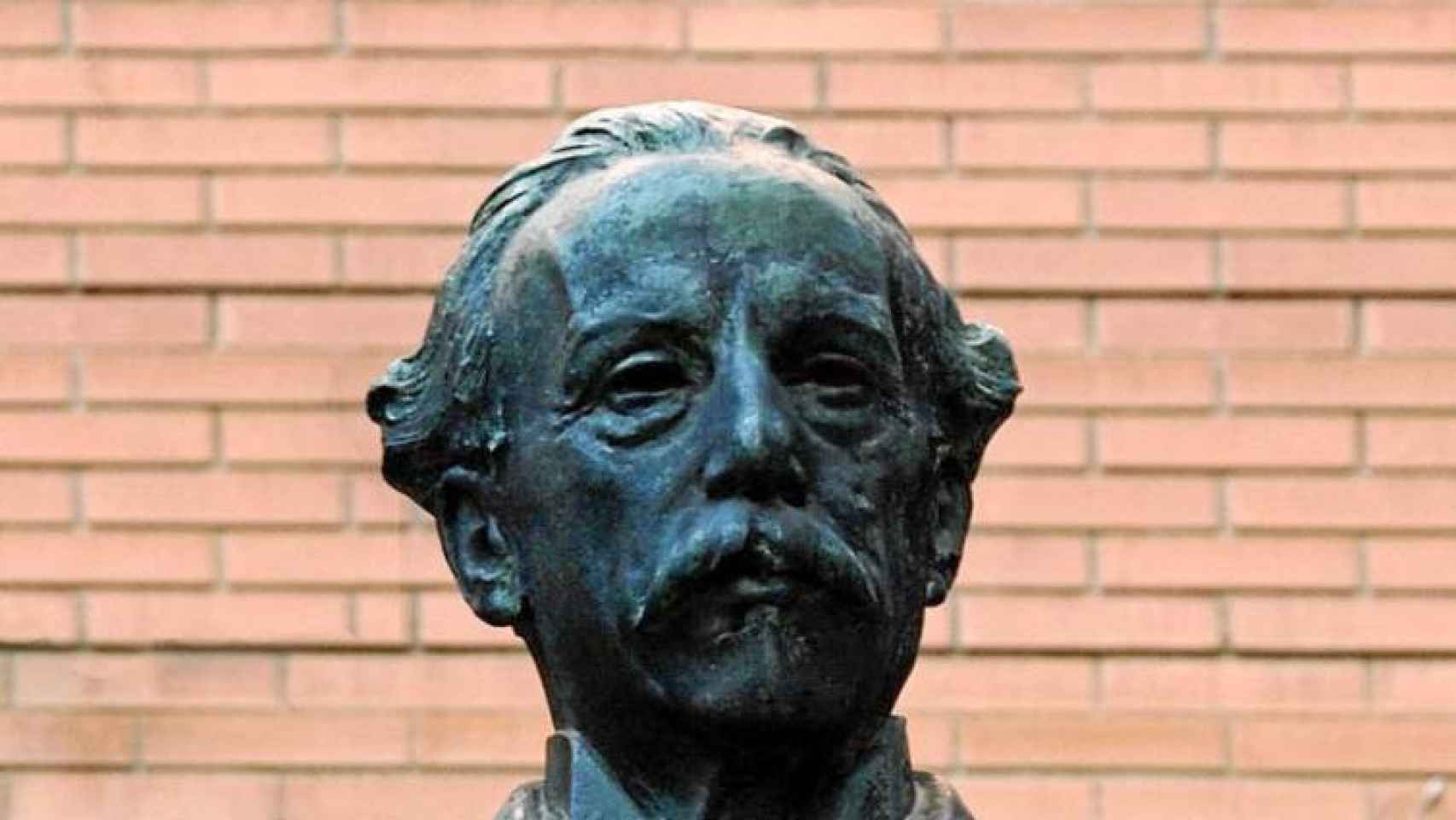 Busto de Narcís Oller