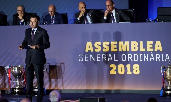 Josep Maria Bartomeu, presidente del Barça, en la asamblea de compromisarios / EFE