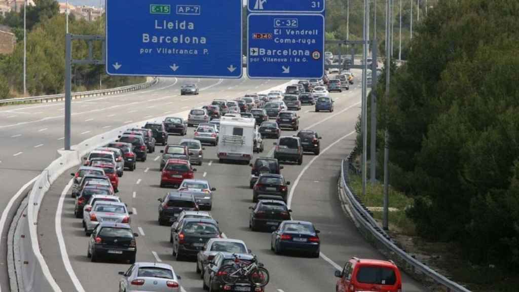 Ha habido retenciones, pero ningún accidente mortal en la 'operación retorno' / Archivo