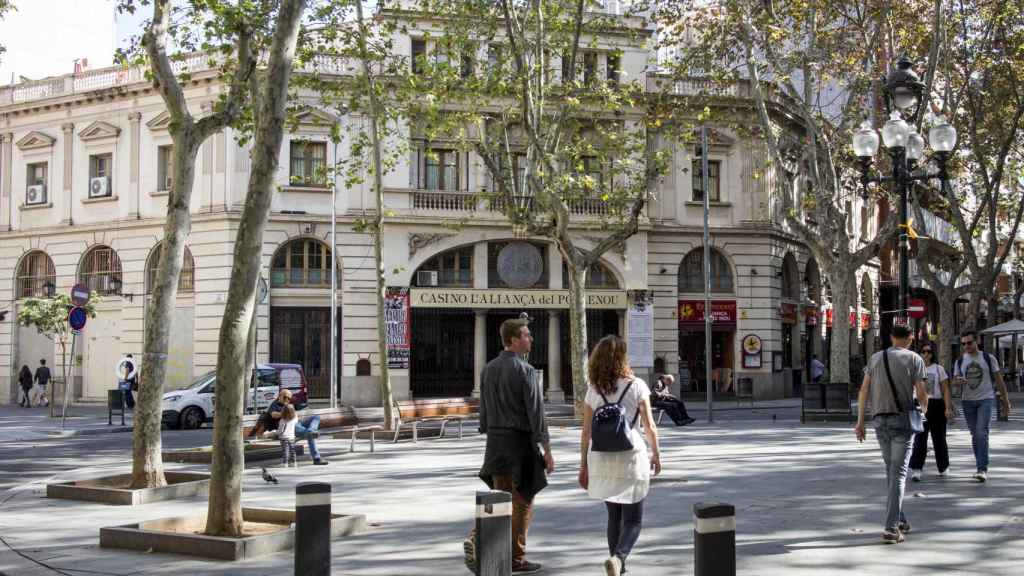 Rambla del Poblenou en una imagen de archivo  / HUGO FERNÁNDEZ