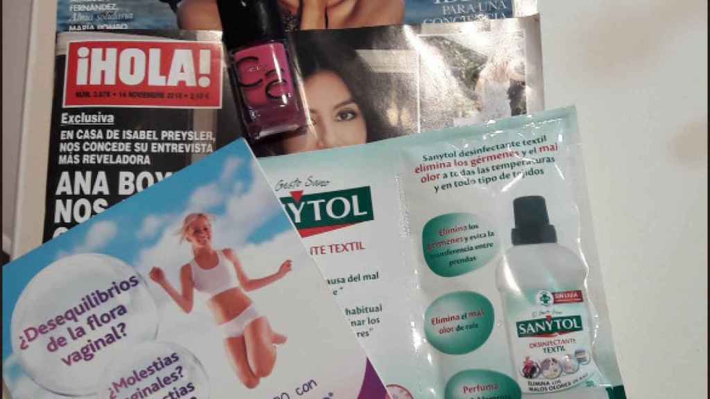 Pack regalo que ofrecían a las corredoras tras la Cursa de la Dona