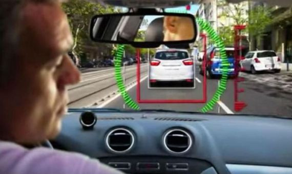 Un sistema que permite frenar automáticamente antes de la colisión / Mobileye