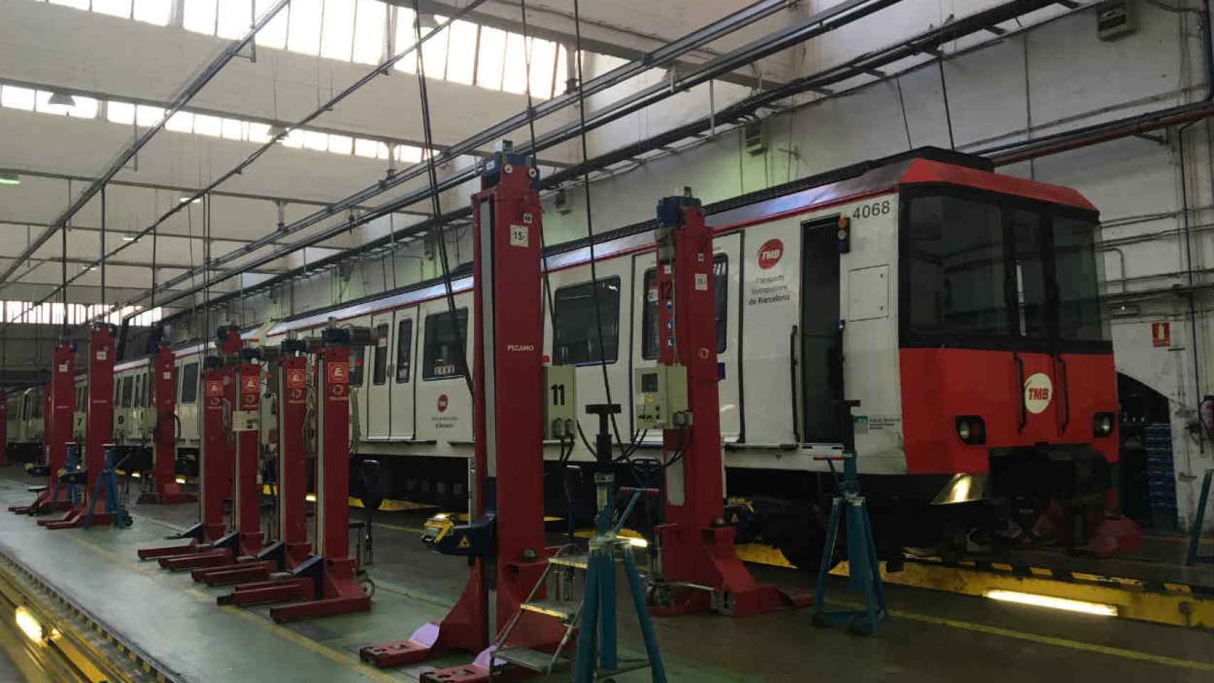 Los trabajadores de Metro exigen medidas de seguridad contra el amianto / CR