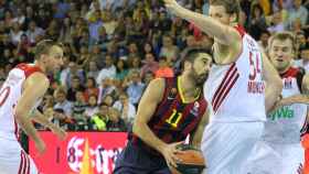 Navarro, penetrando ante la defensa del Bayern / LAURA GUERRERO/DIARIO FOTOFINISH