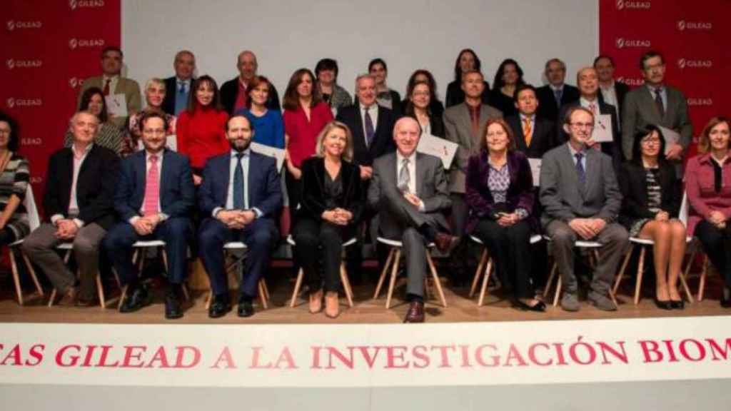 Imagen de la entrega de las becas Gilead