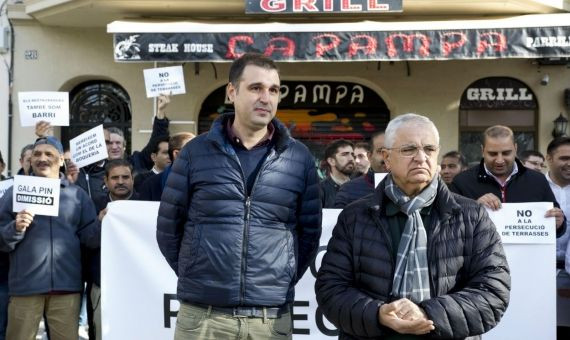 Pallarols y Chias, durante la manifestación en Juan de Borbón / HUGO FERNÁNDEZ