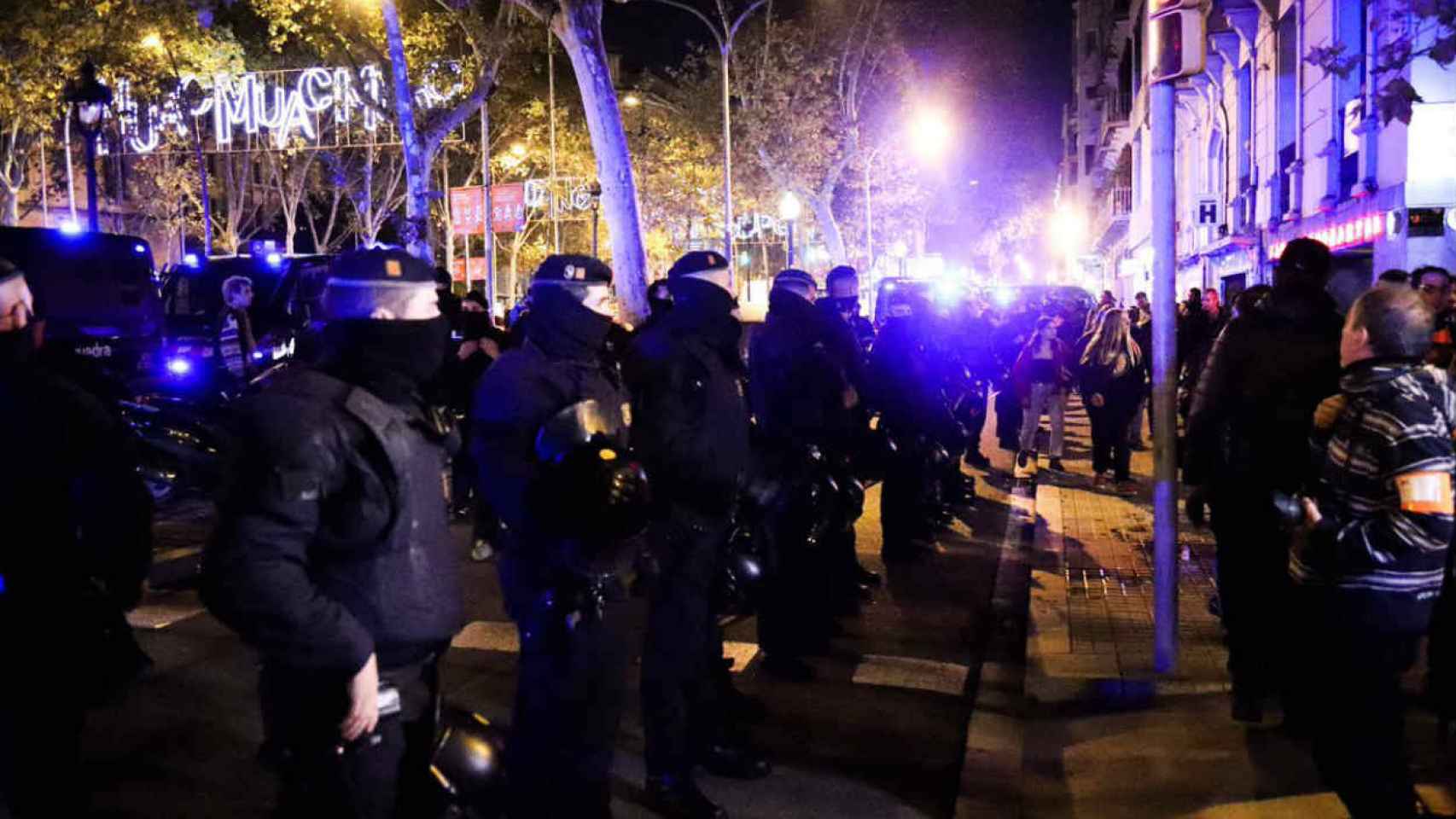 Los Mossos han desplegado un fuerte dispositivo / @sensesostrebcn