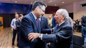 El actual presidente del Barça, Josep Maria Bartomeu, junto a Josep Lluís Núñez / EP