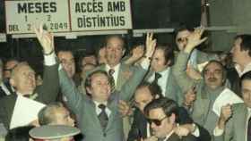 Josep Lluís Núñez celebra su victoria en las elecciones a la presidencia del Barça de 1978