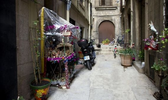 Belén de la calle del Paradís / HUGO FERNÁNDEZ