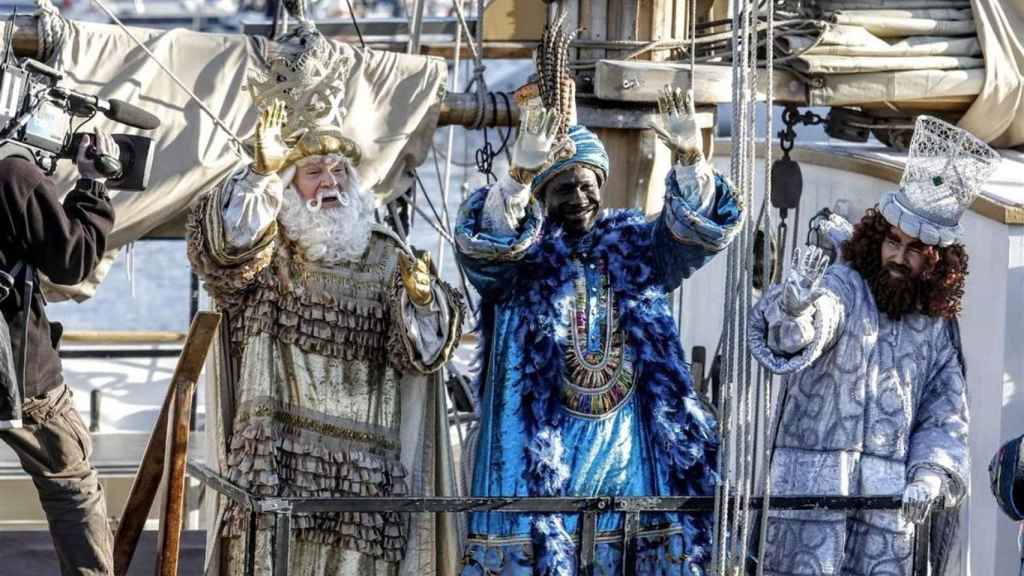 Los Reyes Magos en una de las últimas cabalgatas en Barcelona / EP