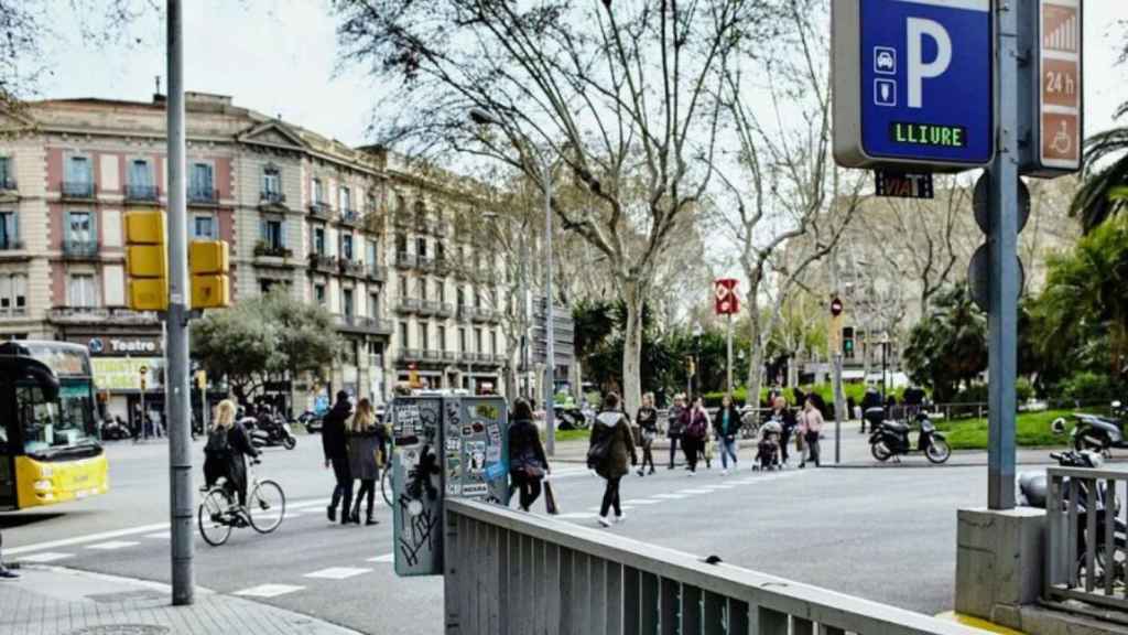 El Ayuntamiento anuncia obras en la plaza Urquinaona / Archivo