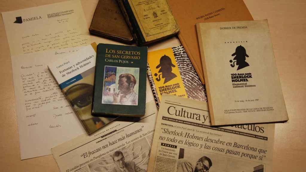 Algunos de los objetos de Sherlock Holmes más característicos que se podrán ver en la exposición