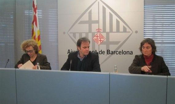 La gerente Marta Clari (derecha) forma parte del club de 'cienmileuristas' / EUROPA PRESS