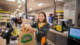 Mercadona retirará todas las bolsas de plástico de sus establecimientos / EUROPA PRESS