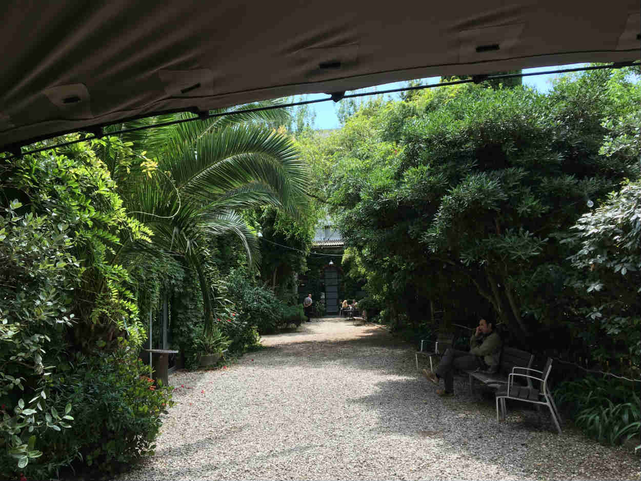 Interior del recinto de Palo Alto / HUGO FERNÁNDEZ