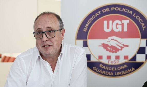 El representante de UGT y guardia urbano, Juan Francisco Rodríguez / HUGO FERNÁNDEZ