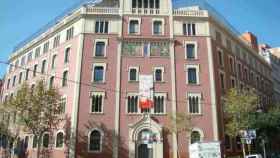 Fachada de la escuela Claret en Barcelona