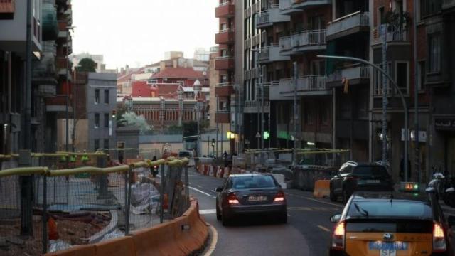 Día nublado en un barrio de Barcelona