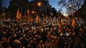 Miles de personas marchan en BCN contra el juicio por el 1-O / HUGO FERNÁNDEZ