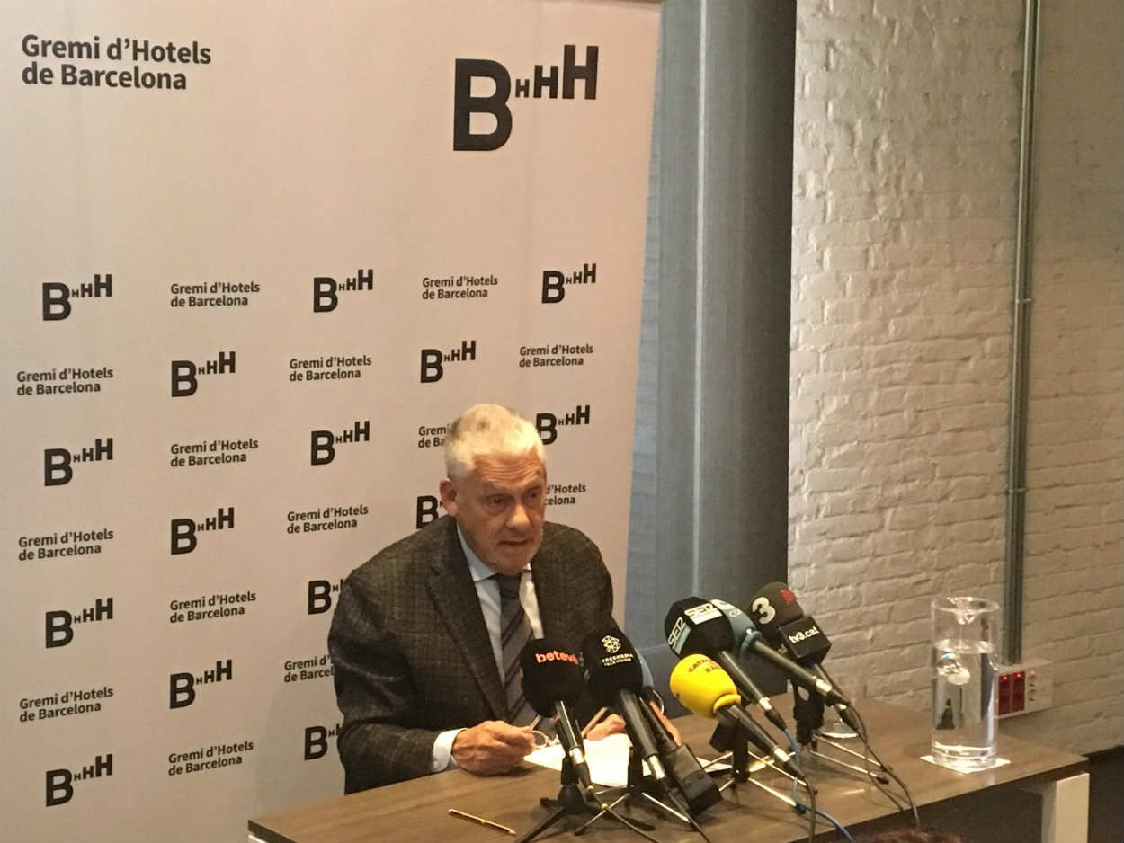 Jordi Clos durante una rueda de prensa del Gremi d'Hotels de Barcelona / CR