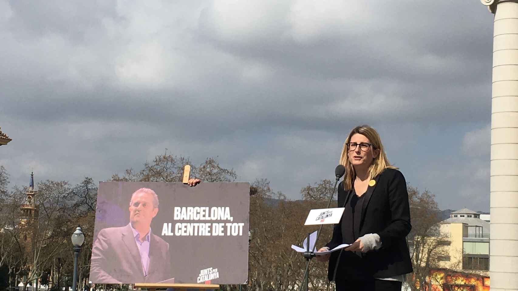 La consellera Elsa Artadi presentando la candidatura de Quim Forn para la alcaldía de Barcelona / P. B.