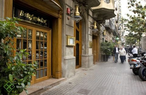 Entrada del Botafumeiro / LOCAL GUIDE-BARCELONA