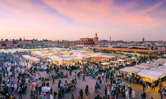 Plaza de Marrakech / TRAVELER 