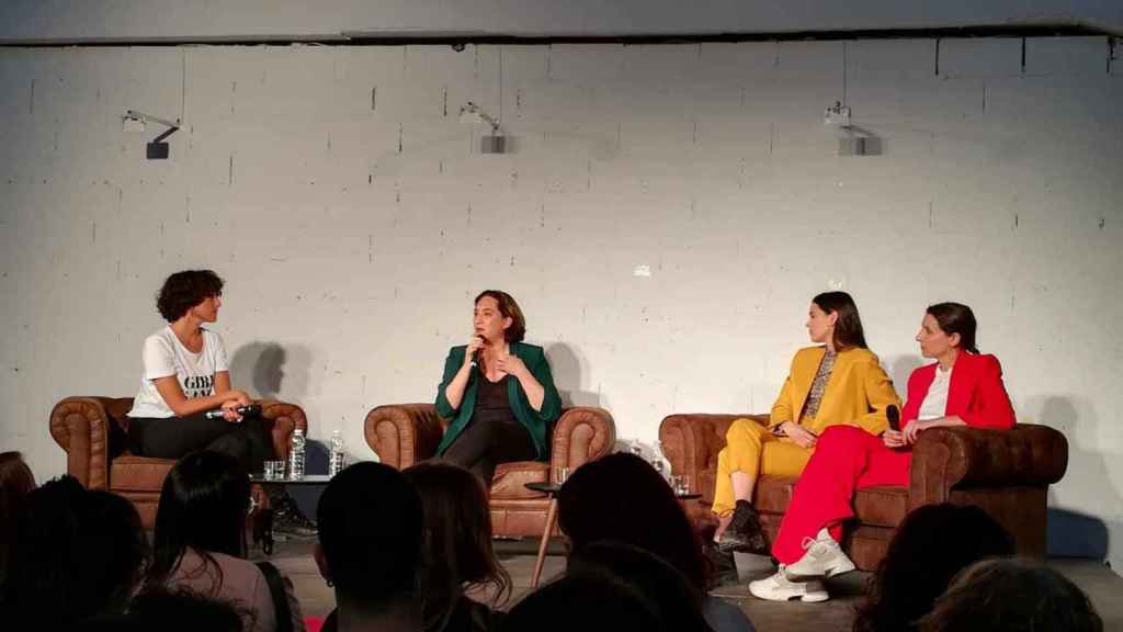 Ada Colau, durante el debate en la Nau Bostik / @AdaColau