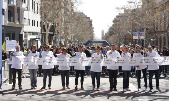 Profesores del colegio antes de la caminata solidaria de la Cursa Pàlcam/ ESCOLA PÀLCAM