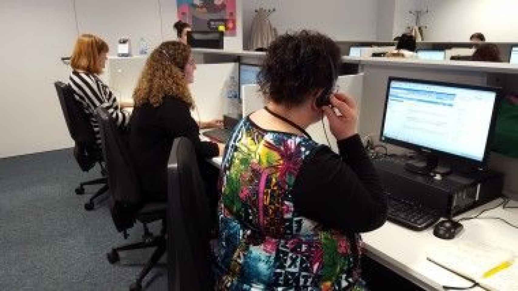 Trabajadoras del teléfono municipal 010, ahora en huelga / AYUNTAMIENTO EN BARCELONA