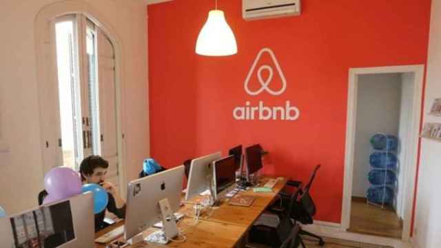 Las asociaciones hoteleras debatirán el alquiler ilegal en Barcelona