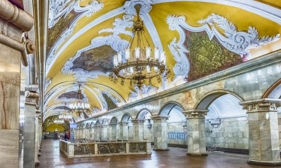 La estación de metro de Komsomolskaya / DEPOSIT PHOTOS