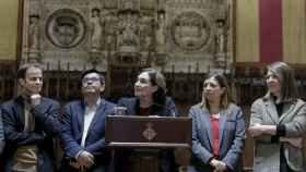 Jaume Asens, Gerardo Pisarello, Laia Ortiz, Ada Colau y Janet Sanz en una imagen de archivo / Ajutament Barcelona