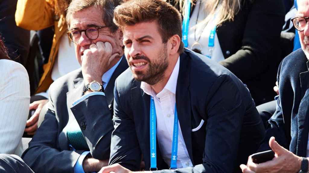 Gerard Piqué se deja ver en el Godó / EFE