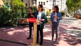 Ada Colau, Lucía Martín y Janet Sanz / EP