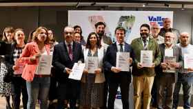 Manuel Valls, junto a algunos de los integrantes de su candidatura / VALLS BCN 2019