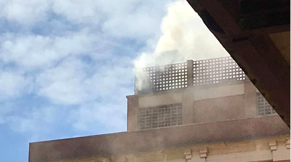 Incendio en el centro comercial El Centre de la Vila / Betevé