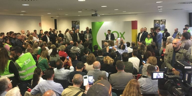 El candidato Ignacio Garriga en el mitin de Vox en Barcelona / P. B.