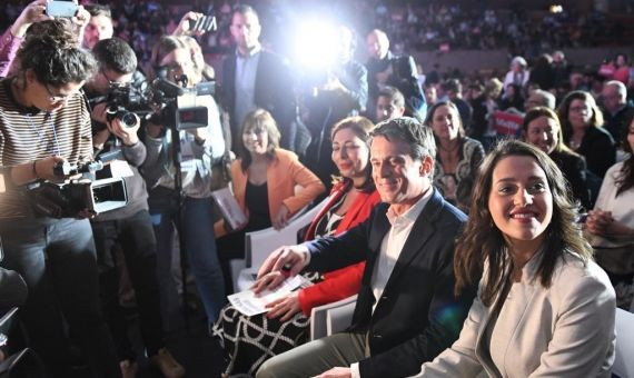 Manuel Valls e Inés Arriamada / VALLS BCN 2019