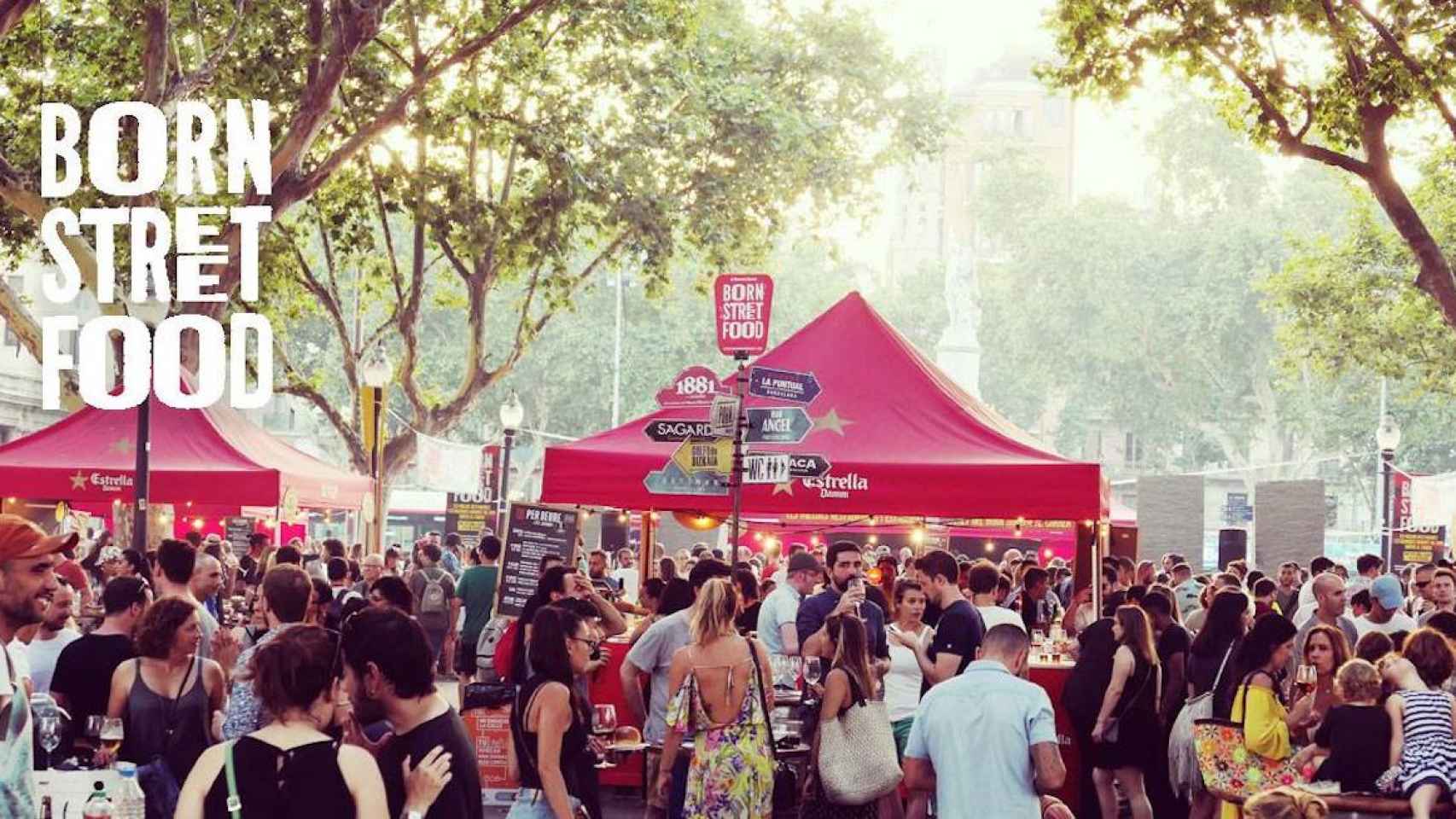 Asistentes acudiendo al 'Born Street Food' de 2018 / BORN STREET FOOD