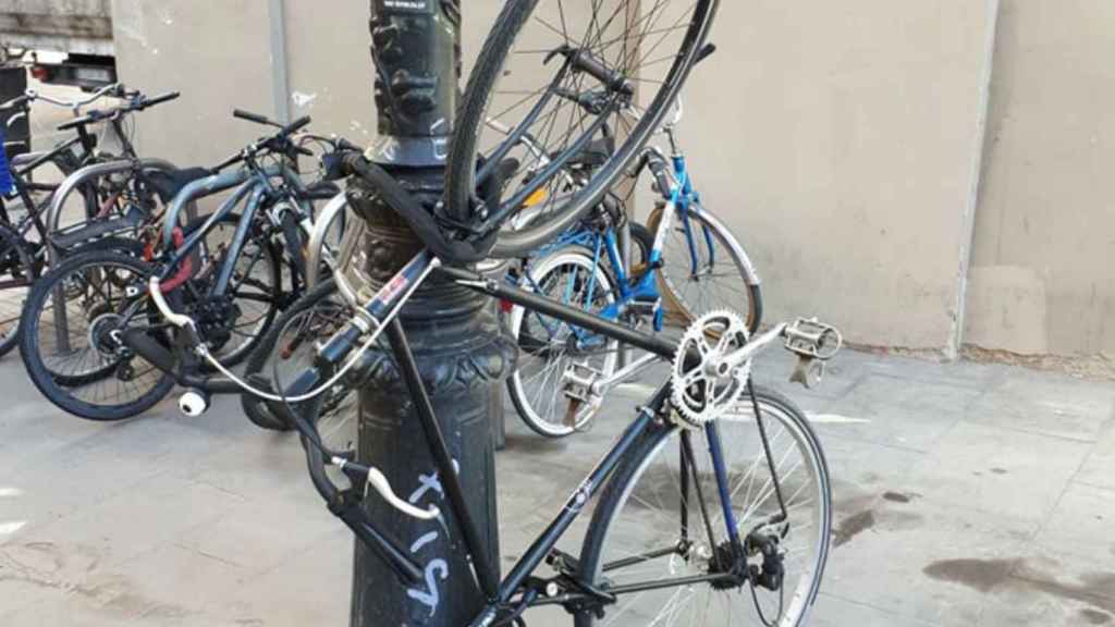 La bicicleta vertical de Ciutat Vella