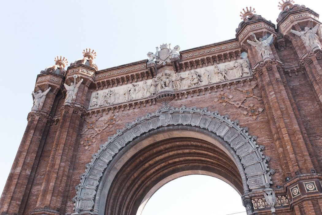 L'Arc de Triomf es un monumento situado en el Paseo de San Juan de Barcelona