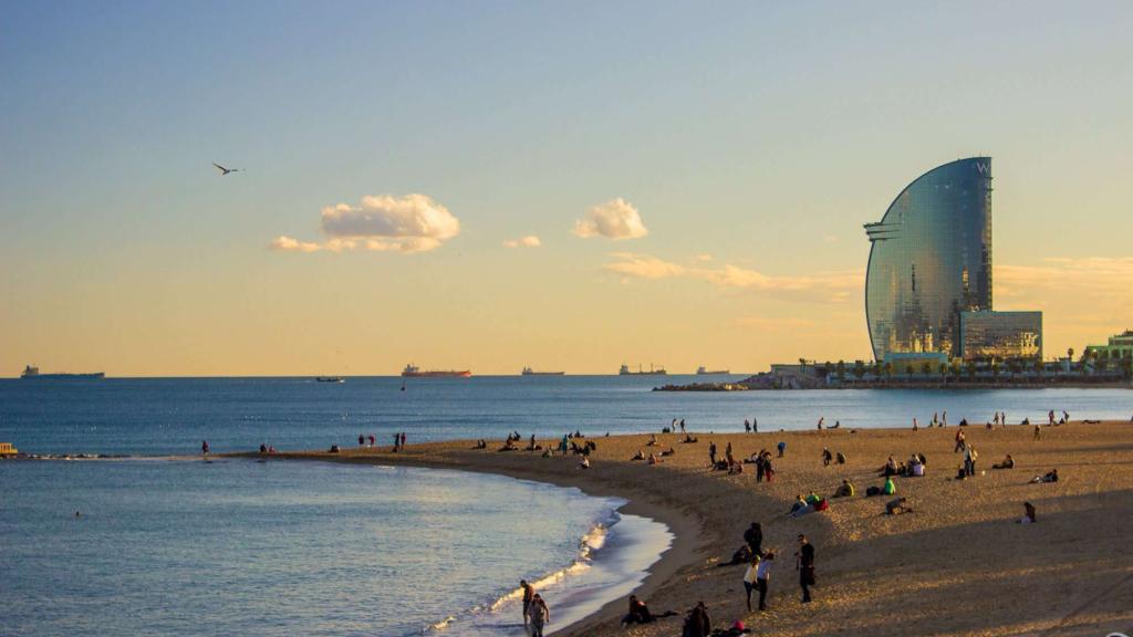 La playa de la Barceloneta de Barcelona