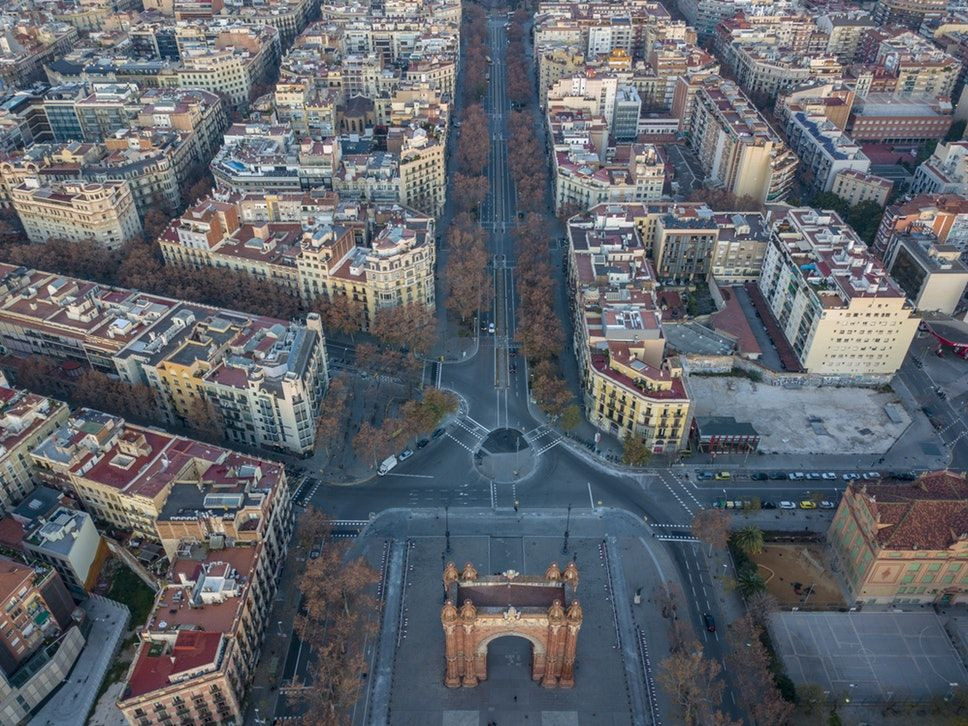 Vista panorámica de Barcelona con l'Arc de Triomf y l'Eixample / ARCHIVO